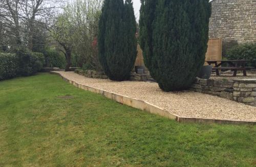Farmborough House | The Apple Shed