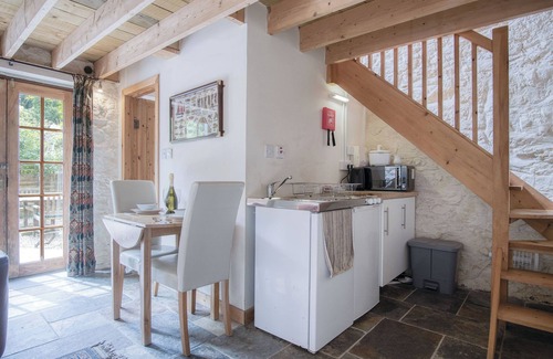 St Ishmaels Cottage | The Apple Store - 1 Bedroom Cottage - St Ishmael's