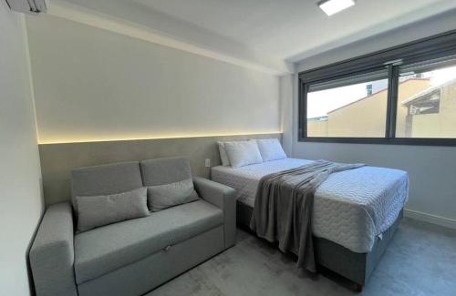 Mont'Serrat Apartment | The Arch Sunset