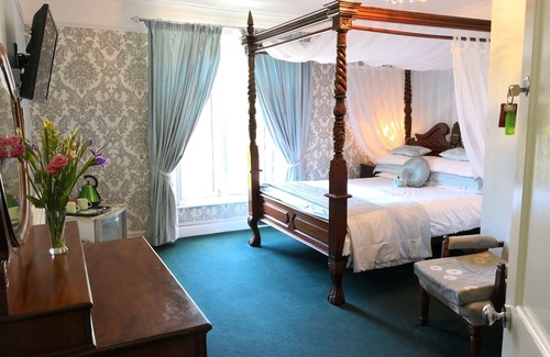 St Austell Bed & Breakfast | The Arches B&B