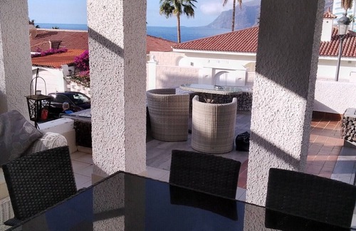 Los Gigantes Villa | The arches ocean view