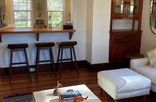 Jeffersonville House | The Archibald on Kenoza Lake