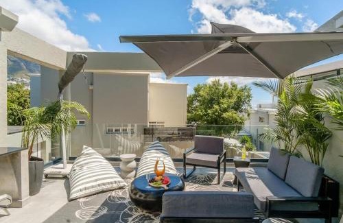 Camps Bay Villa | The Argyle Camps Bay - Pool, 5 min walk to beach, Hot tub