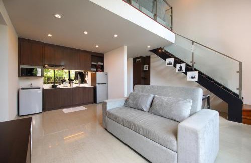 Cherngtalay Apartment | The Aristo by Holy Cow, 4-BR loft, 150 m2, pool view