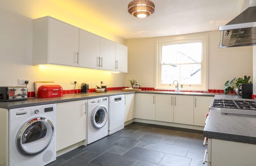 Ashburton House | THE ARMOURERS FORGE, pet friendly, with open fire in Ashburton