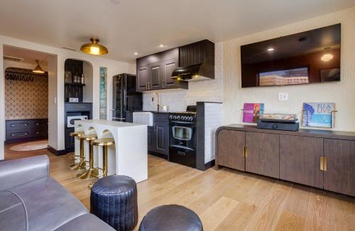 Newport Hotel | The Armstrong at The Louie Boutique Motel, Walk to Everything! Dog Friendly!