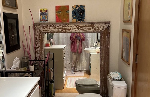 Alberta Apartment | The ART+FASHION+LOFT in the NE Alberta Arts District.