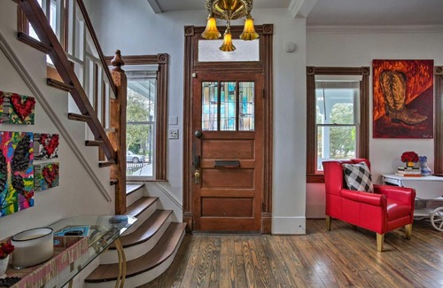 Galveston House | The Art House Home in Galveston Strand District