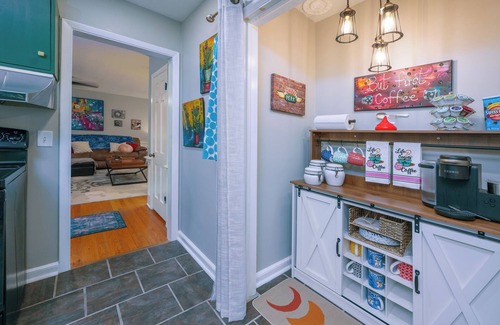 Fortson House | The Art House: Stylish Retreat N. Columbus. Perfect for Ft Benning celebrations!