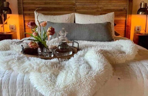Twin Falls House | The Artdoorsy UnCommons - Shawn & Stasia Monroe