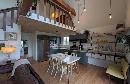 Diamond Valley House | The Artful Twistna boutique experience