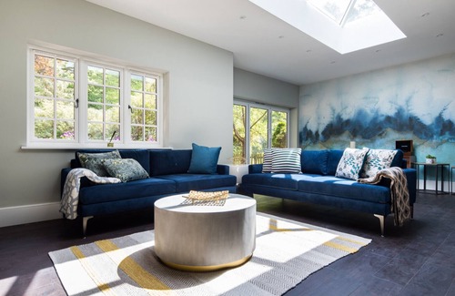 Windlesham House | The Ascot Retreat - Spacious 3BDR Home with Parking & Garden