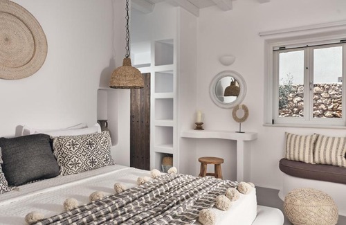 Korithi Villa | The Asteri Collection -Villa Antilia