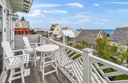 Rosemary Beach House | The At Rosemary 4 Bedroom Home by Redawning