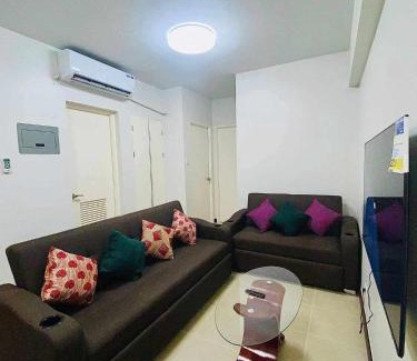 Paranaque Apartment | The Atherton by DMCI- 2BR FREE PARKING