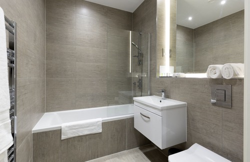Great Linford Apartment | The Atrium