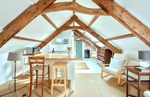 Cardigan Apartment | The Attic Apartment, Quay Street Studios Cardigan