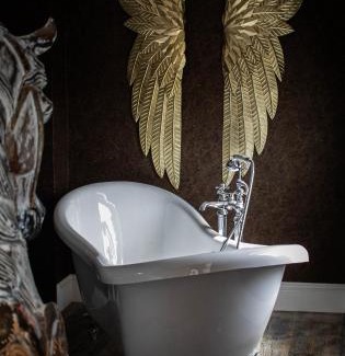 Morpeth Bed & Breakfast | The Auction House