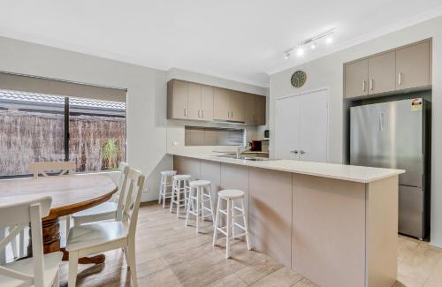 Geographe House | The Aurora Your Family Holiday Starts Here