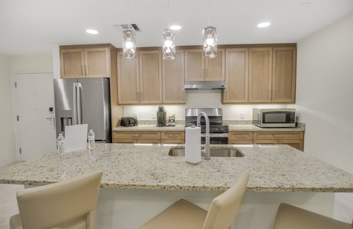 Clearwater Beach Apartment | The Avalon Club