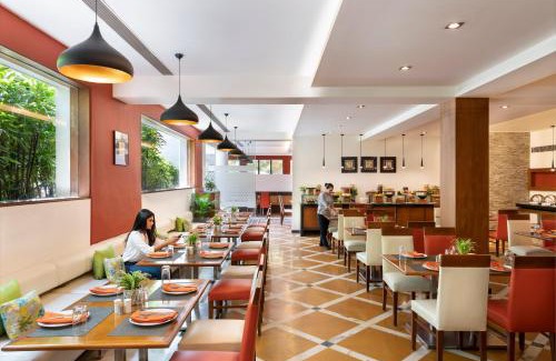 Kochi Hotel | The Avenue Center Hotel