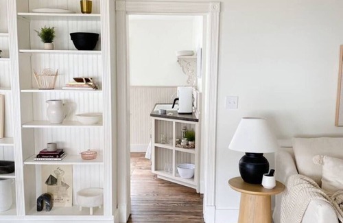 South Haven Cabin | The Avery 12 on North Shore
