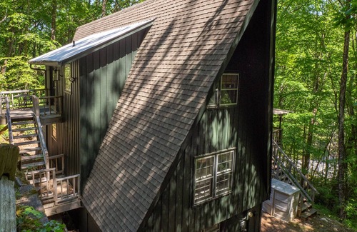 Sky Valley Cabin | THE AWAY FRAME: Cozy 5 Bdrm A-Frame in the Woods