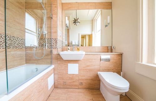 Bath House | The Ayrlington