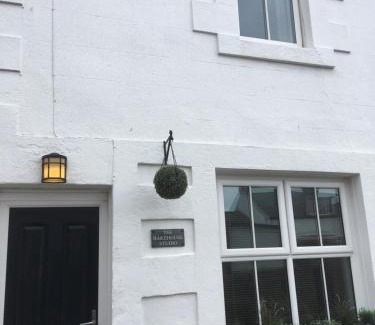 Seahouses House | The Bakehouse Studio Suite Room Only Accommodation