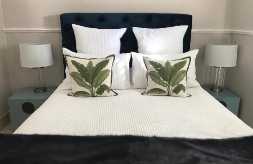 Armidale House | The Bakers Cottage