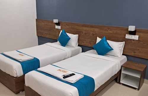 Madhapur Bed & Breakfast | The Balcony Hotel
