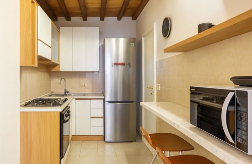 Siena Historical Center Apartment | The Balcony Suite -Piazza del Campo View