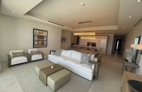 Nassau Condo | The Barefoot Condo
