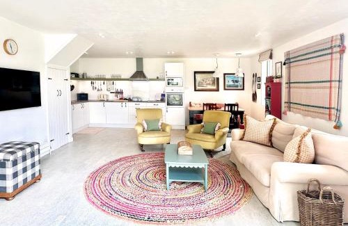 Sudbourne House | The Barn at Orford Lodge by The Suffolk Cottage Collection