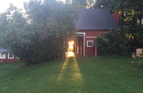 Reading House | The BARN at Reading Farms Estate