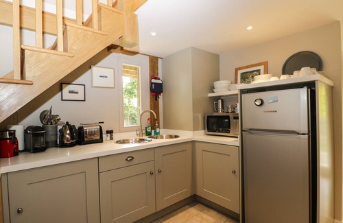 Burford Cottage | The Barn at Westhall Cottage