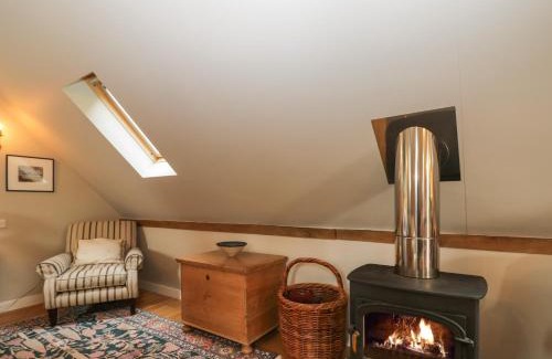 Burford House | The Barn at Westhall Cottage