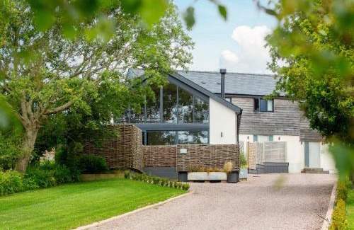 Llanfechell House | The Barn