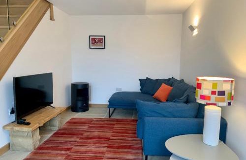 Holmfirth House | The Barn