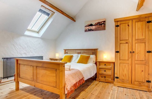 Trefin House | The Barn in Haverfordwest