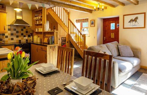 Briggswath House | The Barn, Rustic Country Cottage Dog Friendly