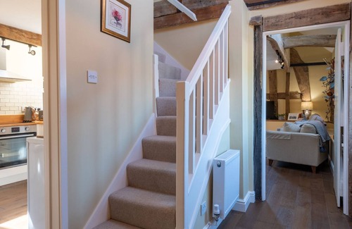 Picklescott Cottage | The Barn - sleeps 6 guests in 3 bedrooms