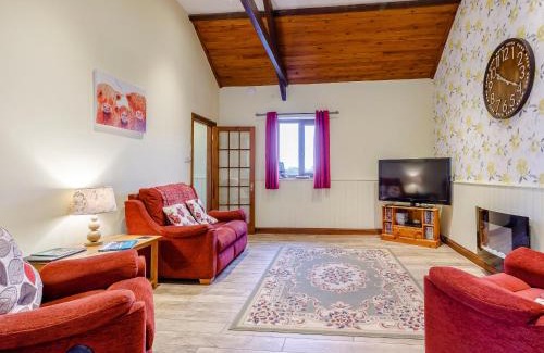 Westleigh House | The Barn - Uk35753