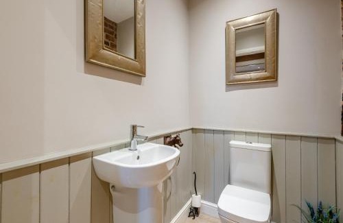 Wigton House | The Barnacle Goose - Uk35261