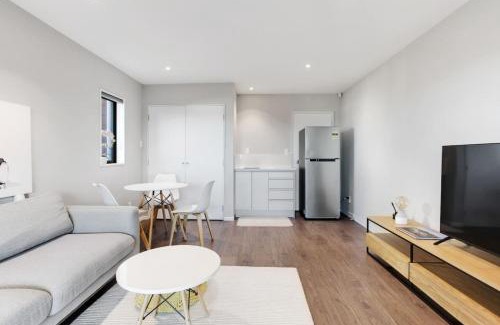 Hillcrest House | The Base Guest Suite with Wi-Fi and Deck