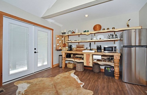 Lake George Cabin | The Basecamp Cabin at Bison Peak Lodge, a Rocky Mountain Wilderness Lodge