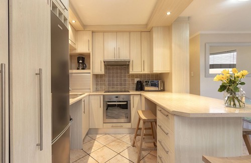 Bloubergstrand Apartment | The Bay A101