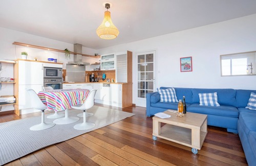 Kerherou Apartment | The Bay - sea view and beach within walking distance - Ideal for couples