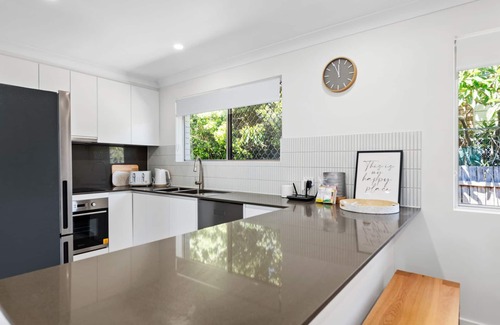 Nelson Bay Villa | The Bayhaven- spacious pet friendly villa with boat parking.