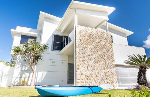 Kingscliff House | The Beach Haus